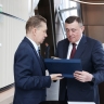 Валерий Лимаренко и Алексей Миллер обсудили газификацию Сахалина на ПМЭФ-2026