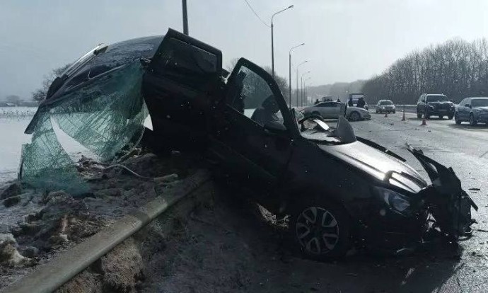 Обнародованы фото с места ДТП в Пензенской области, в котором погибла девочка