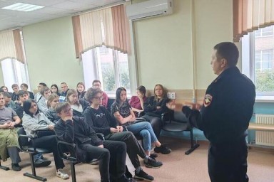 Студентам Рязанского колледжа электроники рассказали о вреде наркотиков