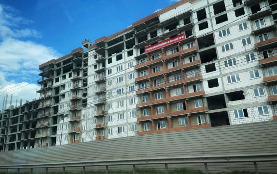 Эксперты: застройщики в крупных городах РФ балансируют на грани банкротства из-за сворачивания льготной ипотеки
