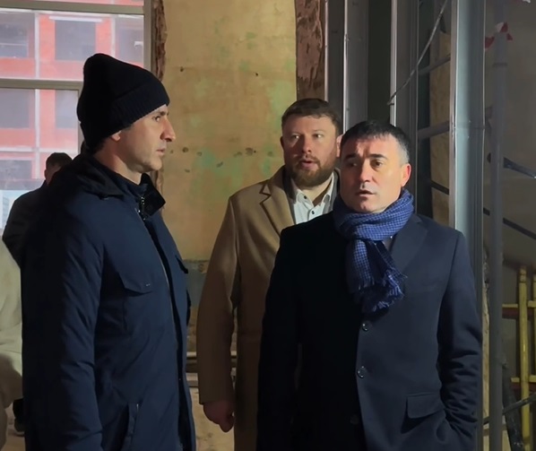 Председатель Правительства Мордовии Батыр Эмеев оценил ход капремонта Центра здорового долголетия