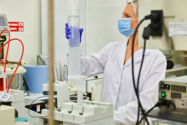 Столичный завод начинает производство биотехнологических лекарств полного цикла