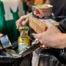 В Белгородской области сформировали 5 тысяч продуктовых наборов для жителей приграничья