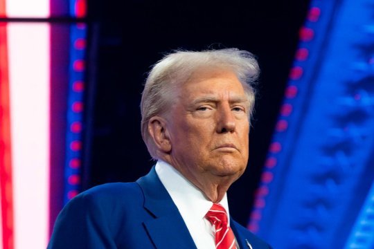 Трамп сравнил Зеленского с основателем бродячего цирка Барнумом