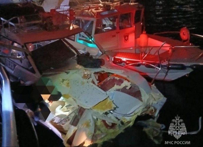 Трагедия в иркутской Листвянке: трое утонули при столкновении катера и корабля Трагедия в иркутской Листвянке: трое утонули при столкновении катера и корабля