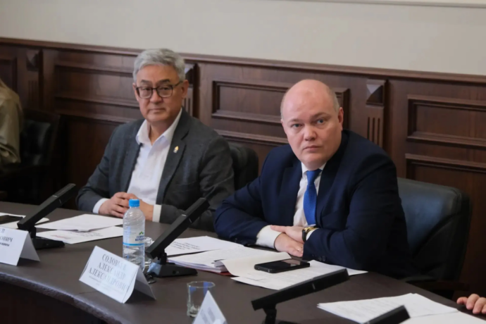 Региональный бизнес-омбудсмен ответил на вопросы депутатов Думы Астраханской области об условиях ведения бизнеса в регионе