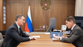 Дмитрий Патрушев и губернатор Приморского края Олег Кожемяко обсудили вопросы сельского хозяйства и экологии региона Дмитрий Патрушев и губернатор Приморского края Олег Кожемяко обсудили вопросы сельского хозяйства и экологии региона