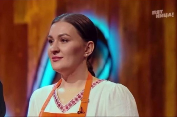 Жительница Пензы победила в Битве шефов и покорила ведущих фамильными голубцами Жительница Пензы победила в Битве шефов и покорила ведущих фамильными голубцами