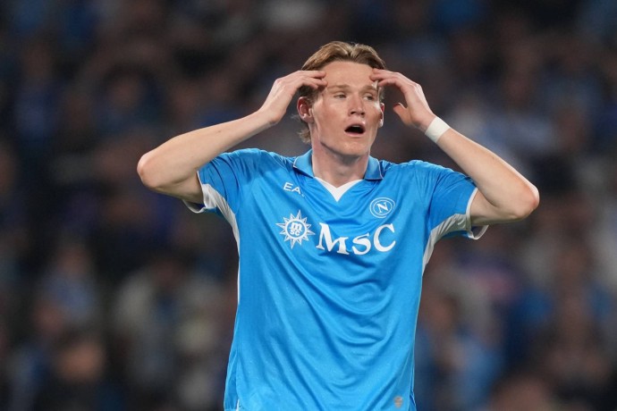 «Наполи» и «Айнтрахт» голов не забили