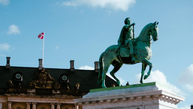 Дания выделила Украине деньги на оружие