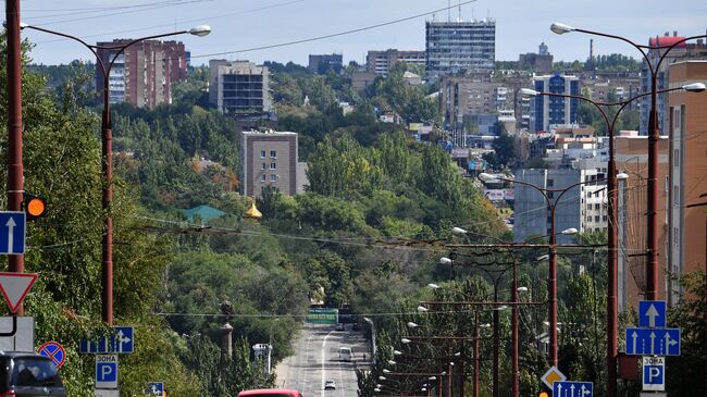 В небе над Донецком прогремели два взрыва