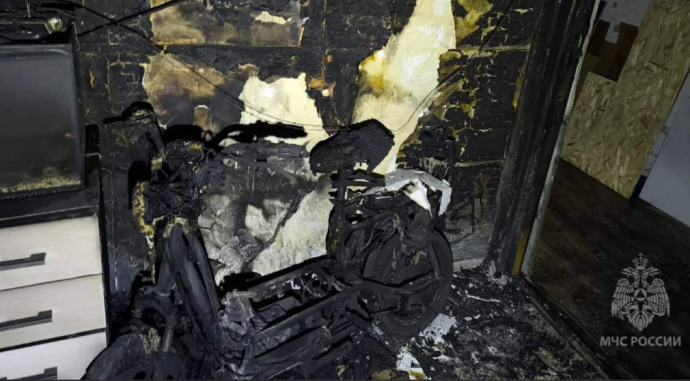 В пятиэтажке Пензе вспыхнул электросамокат – пожарные эвакуировали жильцов В пятиэтажке Пензе вспыхнул электросамокат – пожарные эвакуировали жильцов