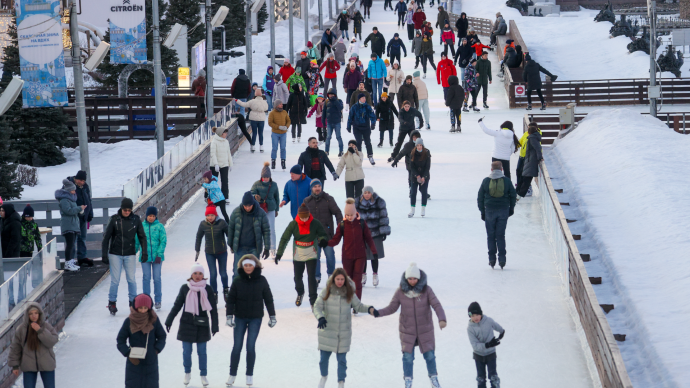 Каток на ВДНХ на 5 тысяч гостей откроют 25 ноября Каток на ВДНХ на 5 тысяч гостей откроют 25 ноября