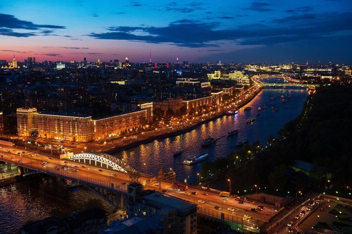 Москвичи смогут наблюдать Меркурий и Марс вечером 4 июля