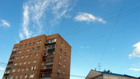 В Курской области продолжают восстанавливать дома после атак ВСУ