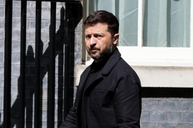 В Раде высказались за лишение Зеленского права вводить санкции