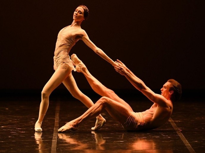 Флорентийский театр отменил выступление российской балерины Захаровой с подачи Украины