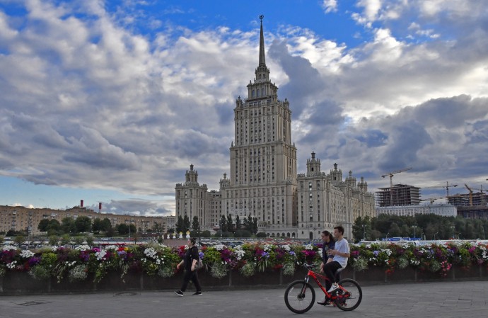 Синоптик Вильфанд: В Москве до начала следующей недели сохранится теплая погода