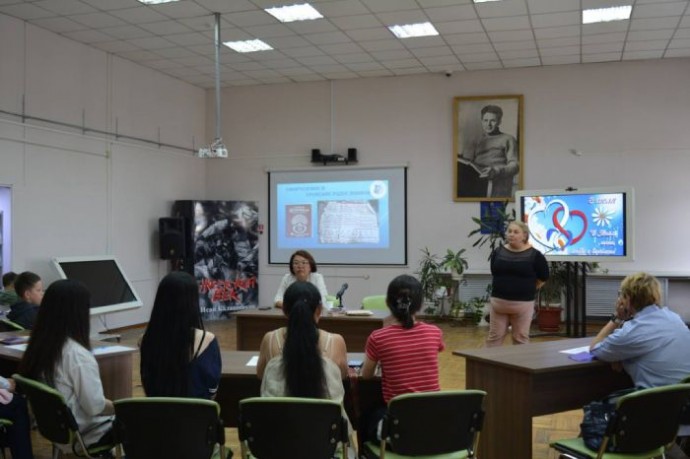 В Улан-Удэ провели мастер-класс по составлению родословной