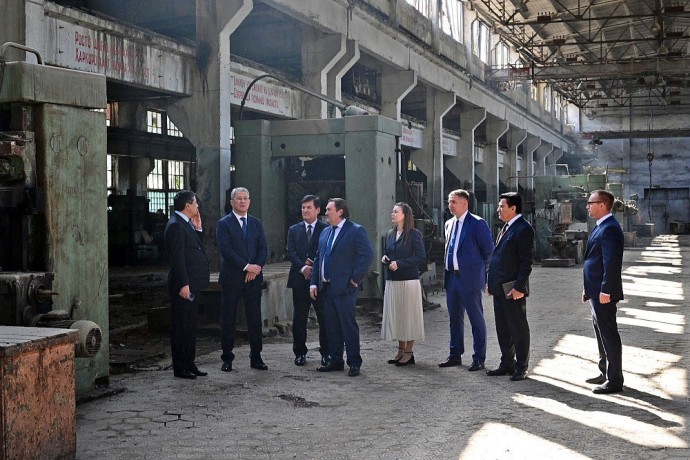 Радий Хабиров посетил  в Душанбе важный объект