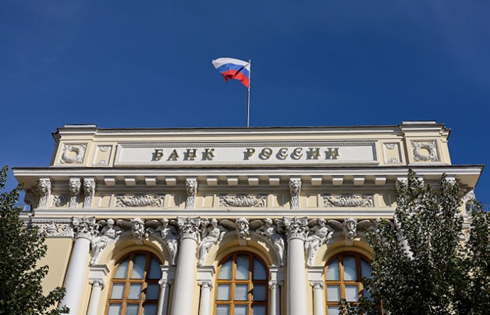 У ЦБ пока нет данных о количестве банковских карт у каждого россиянина