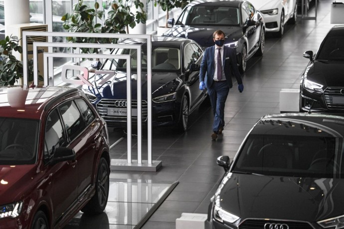 Российский авторынок перенасыщен: 200 дилеров закрылись с начала года
