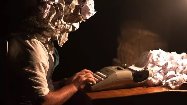 Дождались: в России утвержден профстандарт "Писатель"