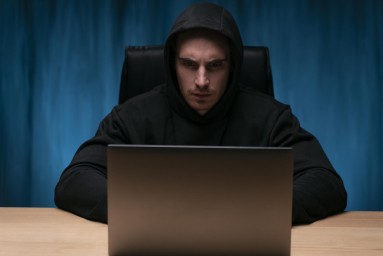 Раскрыты способы разоблачить звонящих по видеосвязи мошенников. Новые технологии им не помогут