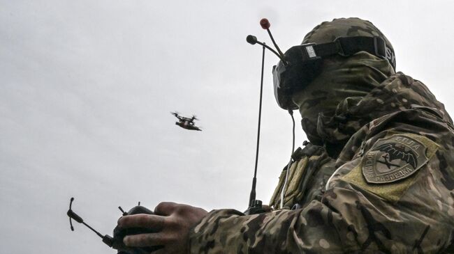 Расчет FPV-дронов группировки "Днепр" уничтожил пикап с военными ВСУ