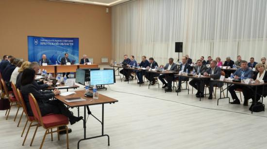 Новый подход к субсидированию авиаперевозок обсудили в Усть-Илимске