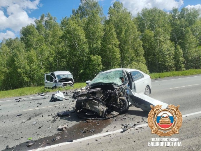 В Башкирии произошло жуткое ДТП на трассе, есть пострадавшие