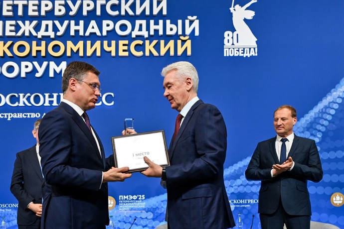 Участие в панельной сессии «Деловой климат России. Национальная модель и региональные возможности» в рамках ПМЭФ
