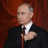 Путин поздравил россиян с Пасхой и посетил храм Христа Спасителя. За что его поблагодарил патриарх Кирилл?