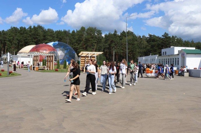 Дети из Курска разместились в лагере «Звездный»