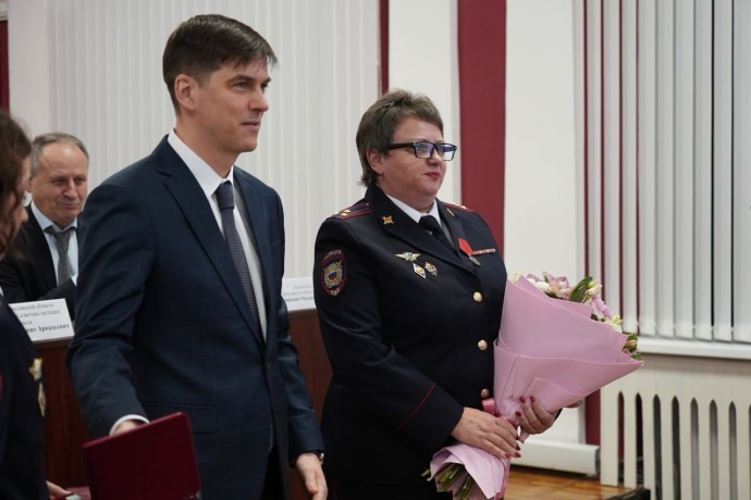 В Ярославле вручили орден Мужества семье погибшего при задержании сотрудникам полиции