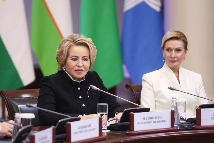 Матвиенко пообещала помочь Строгановке со строительством общежития Матвиенко пообещала помочь Строгановке со строительством общежития