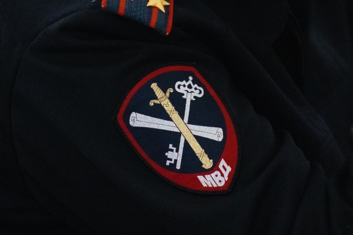 Житель Кузнецка угрожал падчерице пневматическим пистолетом
