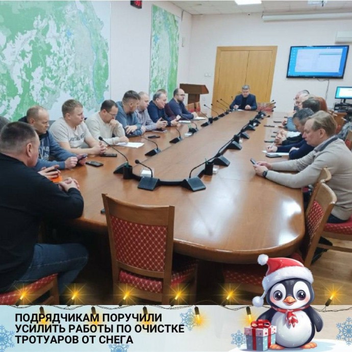 В Кирове коммунальные службы усиливают уборку снега и готовятся к Рождеству