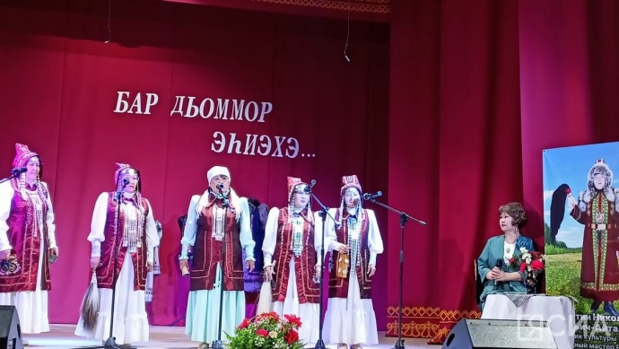 В селе Булгунняхтах почтили память народного мастера Николая Никитина