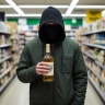 Судимый сахалинец стащил в магазине бутылку коньяка за 5,6 тысяч рублей