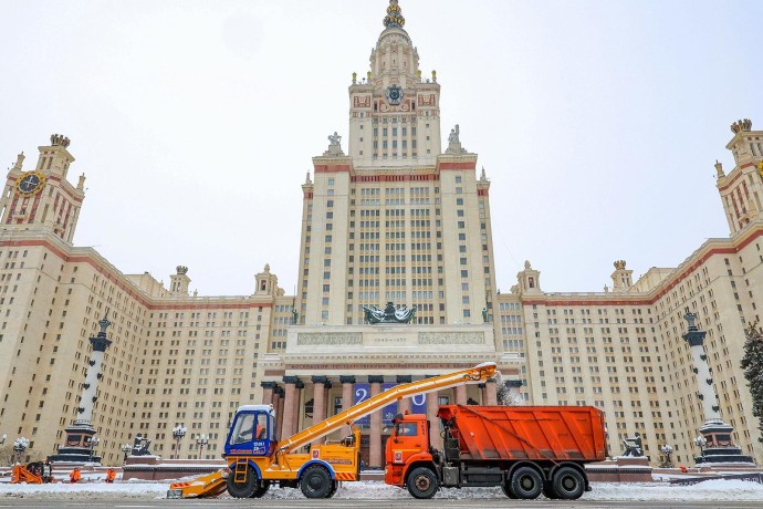 Москва закупила около 2,4 тыс. единиц коммунальной техники в 2025 году