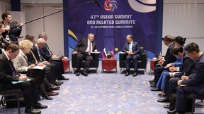 Алексей Оверчук провёл встречу с Премьер-министром Камбоджи Хун Манетом Алексей Оверчук провёл встречу с Премьер-министром Камбоджи Хун Манетом