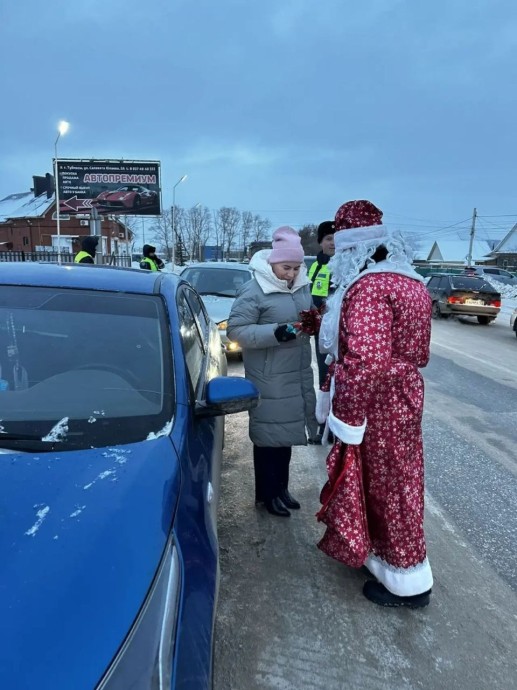 В Башкирии госавтоинспекторы устроили горожанам сюрприз В Башкирии госавтоинспекторы устроили горожанам сюрприз