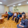 Грустная улыбка француженки