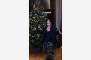 Стала известна стоимость новогодней елки Собчак