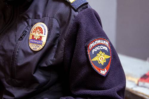 Амурчанка распылила перцовый баллончик в лицо полицейским