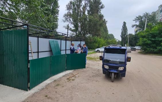 В Курске комиссия нашла 13 нарушений при проверке более 100 дворов