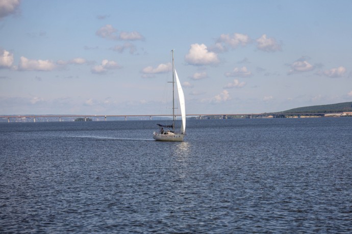 На побережье нашли лодку-призрак с пропавшим капитаном