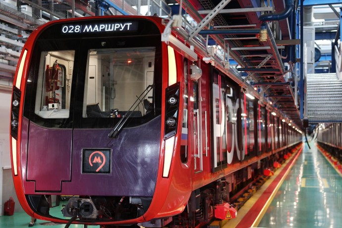 «Космический» поезд теперь курсирует на Большой кольцевой линии метро