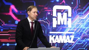 Денис Мантуров запустил новый завод КамАЗа по производству мостов в Татарстане